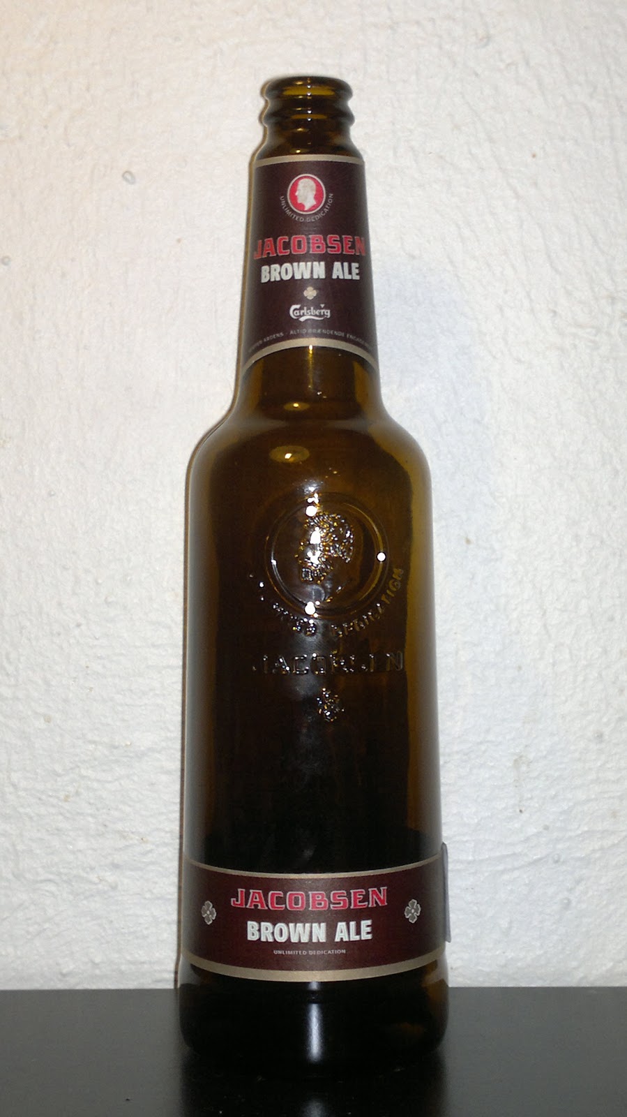 Højt Skummende! Jacobsen Brown Ale 50 øl